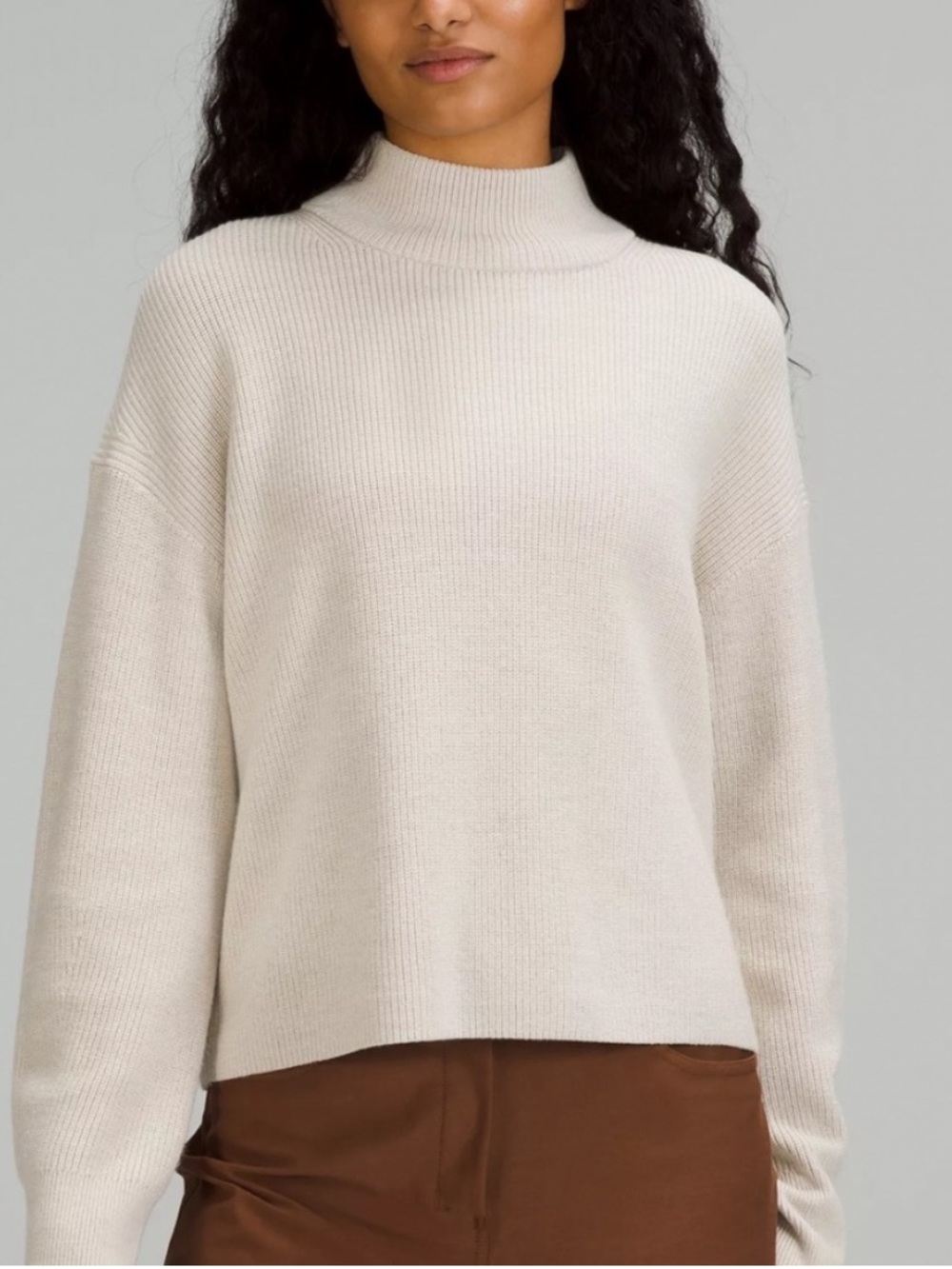 Lululemon merino wool/cotton opal white ribbed turtleneck sweater sz 6